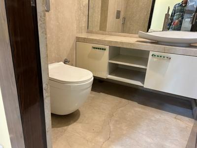 Bathroom Image of 3700 Sq.ft 4 BHK Apartment / Flat for sale in Godrej Platinum, Alipore Kolkata for Rs. 80000000