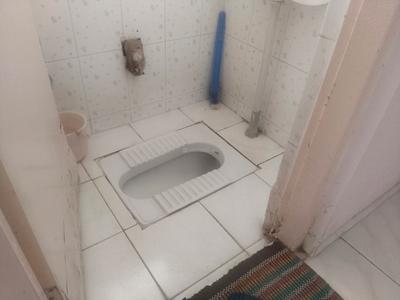 Bathroom Image of 700 Sq.ft 1 BHK Apartment / Flat for rent in GK Sai Heritage, Aundh Pune for Rs. 24000