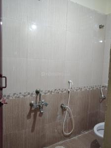 Bathroom Image of 950 Sq.ft 2 BHK Apartment / Flat for rent in Kovilambakkam Chennai for Rs. 28900