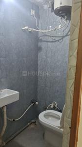 Bathroom Image of 250 Sq.ft 1 RK Apartment / Flat for rent in Inder Puri New Delhi for Rs. 16500