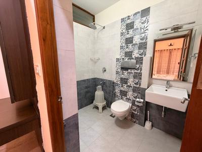 Image of 5000 Sq.ft 5 BHK Villa for sale in Kakkanad, Kochi for Rs. 70000000