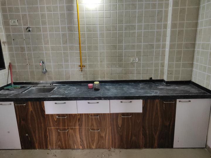 Orchid Elegance Main Image 1