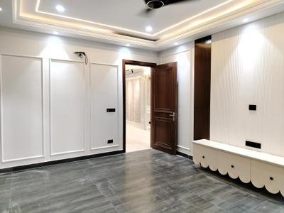 Bedroom Image of 2200 Sq.ft 4 BHK Builder Floor for sale in Sector 67 Gurgaon for Rs. 24500000