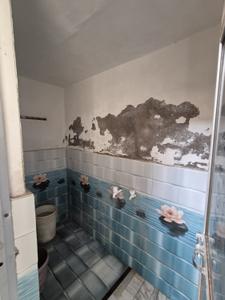 Bathroom Image of 151 Sq.ft 1 RK Builder Floor for rent in Jarauli Kanpur for Rs. 5500