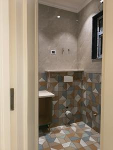 Common Bathroom Image of 1400 Sq.ft 3 BHK Builder Floor for sale in Indirapuram Ghaziabad for Rs. 17000000