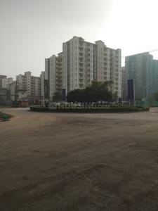 Image of 2025 Sq.ft 3 BHK Apartment / Flat for sale in Emaar Palm Heights, Sector 77, Gurgaon for Rs. 25800000