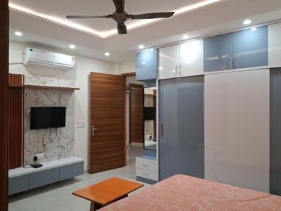 Bedroom Image of 2700 Sq.ft 4 BHK Builder Floor for rent in Sector 92 Noida for Rs. 80000