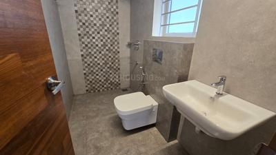 Bathroom Image of 1220 Sq.ft 2 BHK Apartment / Flat for sale in Asset Green Ford, Aluva Kochi for Rs. 7000000