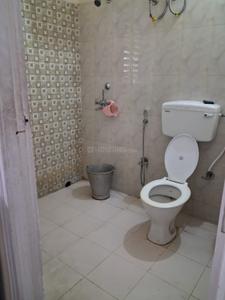 Bathroom Image of 1250 Sq.ft 3 BHK Apartment / Flat for sale in Jadavpur Kolkata for Rs. 9800000