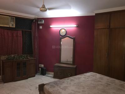 Bedroom Image of 900 Sq.ft 2 BHK Builder Floor for sale in Lajpat Nagar New Delhi for Rs. 13000000