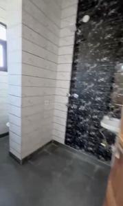 Bathroom Image of 600 Sq.ft 1 BHK Builder Floor for rent in Patel Nagar New Delhi for Rs. 19000