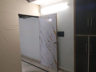 Bedroom Image of 1100 Sq.ft 3 BHK Apartment / Flat for sale in Vikaspuri New Delhi for Rs. 15500000