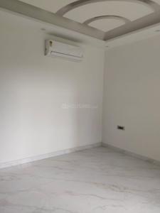 Bedroom Image of 2500 Sq.ft 3 BHK Builder Floor for rent in Sector 108 Noida for Rs. 60000