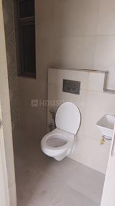Bathroom Image of 715 Sq.ft 1 BHK Apartment / Flat for rent in Zaveri Palash Homes, Sarkhej Ahmedabad for Rs. 16000