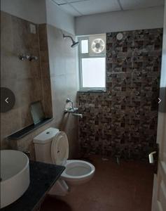 Bathroom Image of 1550 Sq.ft 3 BHK Apartment / Flat for rent in Sushma Grande Next, Gazipur Zirakpur for Rs. 25000