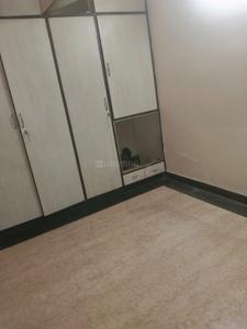 Bedroom Image of 1350 Sq.ft 3 BHK Builder Floor for rent in Janakpuri New Delhi for Rs. 49500