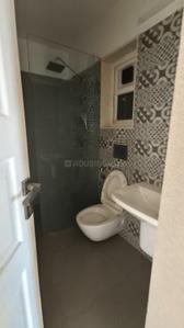 Bathroom Image of 1650 Sq.ft 3 BHK Apartment / Flat for sale in Kanakia Paris, Bandra East Mumbai for Rs. 45000000