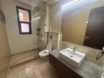 Bathroom Image of 1800 Sq.ft 3 BHK Builder Floor for rent in Jangpura New Delhi for Rs. 150000
