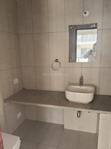 Bathroom Image of 2800 Sq.ft 4 BHK Apartment / Flat for sale in SS Linden Residential Floors, Sector 84 Gurgaon for Rs. 29500000