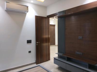 Bedroom Image of 1800 Sq.ft 3 BHK Builder Floor for sale in Vikaspuri New Delhi for Rs. 33500000