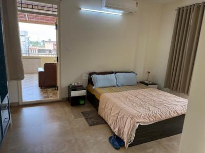 Bedroom Image of 1200 Sq.ft 1 BHK Penthouse for rent in Cox Town Bengaluru for Rs. 50000