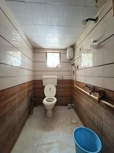 Bathroom Image of 1700 Sq.ft 3 BHK Apartment / Flat for sale in Thane West Thane for Rs. 10000000
