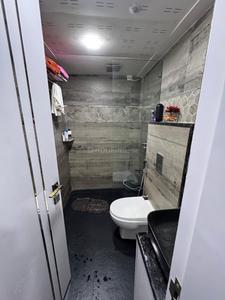 Bathroom Image of 1200 Sq.ft 3 BHK Apartment / Flat for sale in Princecare Zinnia, Mahim Mumbai for Rs. 55000000