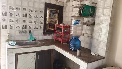 Kitchen Image of 200 Sq.ft 1 RK Studio for rent in Gautam Nagar New Delhi for Rs. 20200