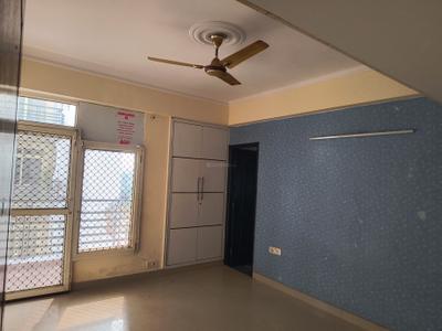 Bedroom Image of 1349 Sq.ft 3 BHK Apartment / Flat for rent in Gardenia Glory, Sector 46 Noida for Rs. 36500