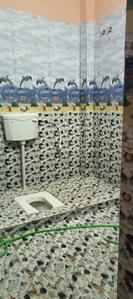 Bathroom Image of 600 Sq.ft 2 BHK Independent House for rent in Danapur Patna for Rs. 5500