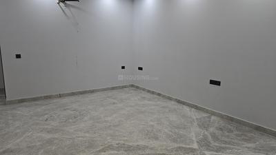 Living Room Image of 1800 Sq.ft 3 BHK Builder Floor for sale in Paschim Vihar New Delhi for Rs. 35500000