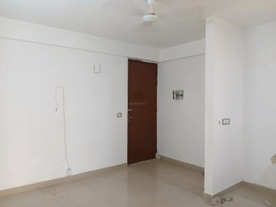 Living Room Image of 700 Sq.ft 3 BHK Apartment / Flat for sale in ROF Amaltas, Sector 92 Gurgaon for Rs. 7000000