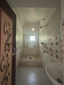 Bathroom Image of 1000 Sq.ft 1 BHK Independent House for rent in Hengrabari Guwahati for Rs. 11000