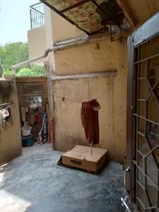 Balcony Image of 1200 Sq.ft 3 BHK Builder Floor for sale in Dilshad Garden New Delhi for Rs. 14500000
