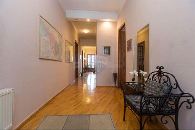 Hall Image of 3840 Sq.ft 6 BHK Apartment / Flat for sale in Rustomjee Ciroc, Juhu Mumbai for Rs. 210000000