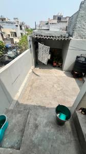Balcony Image of 550 Sq.ft 1 BHK Builder Floor for rent in Malka Ganj New Delhi for Rs. 22000