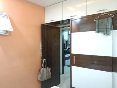 Bedroom Image of 902 Sq.ft 2 BHK Apartment / Flat for sale in Thane West Thane for Rs. 6699999