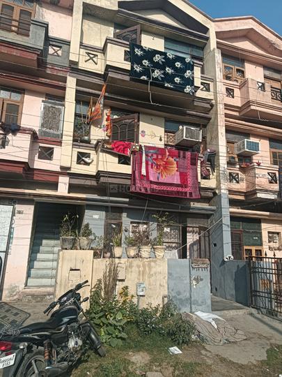 Sec 4 Karnal  Main Image 1