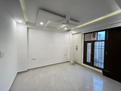 Bedroom Image of 1800 Sq.ft 4 BHK Builder Floor for rent in Vasant Kunj New Delhi for Rs. 75000