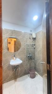 Bathroom Image of 895 Sq.ft 2 BHK Apartment / Flat for sale in Centrio Nx By Mj Shah, Chedda Nagar Mumbai for Rs. 15000000