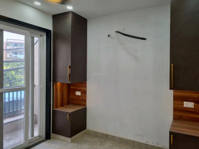 Bedroom Image of 810 Sq.ft 3 BHK Apartment / Flat for sale in Dwarka Mor New Delhi for Rs. 5100000
