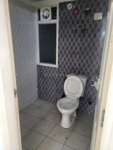 Image of 1085 Sq.ft 2 BHK Apartment / Flat for rent in Express Zenith, Sector 77, Noida for Rs. 31300
