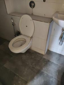 Common Bathroom Image of 1070 Sq.ft 2 BHK Apartment / Flat for sale in Supreme Lake Homes, Powai Mumbai for Rs. 24000000