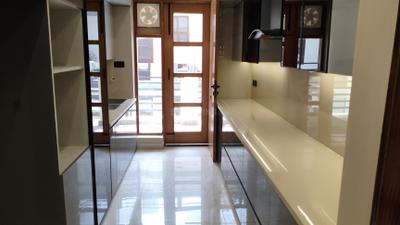 Kitchen Image of 2367 Sq.ft 3 BHK Builder Floor for sale in Sector 10 Gurgaon for Rs. 25000000