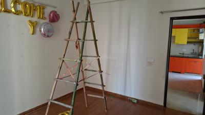 Bedroom Image of 1400 Sq.ft 2.5 BHK Apartment / Flat for rent in Kingswood Court, Crossings Republik Ghaziabad for Rs. 19000