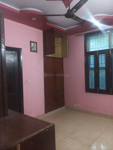 Bedroom Image of 1300 Sq.ft 3 BHK Apartment / Flat for rent in Kirpal Apartments, Patparganj New Delhi for Rs. 36000