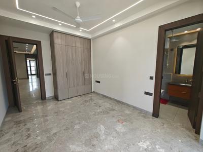 Bedroom Image of 2250 Sq.ft 4 BHK Builder Floor for sale in Preet Vihar New Delhi for Rs. 55000000