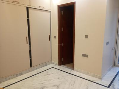 Living Room Image of 1000 Sq.ft 2 BHK Independent House for rent in RWA Lajpat Nagar 4 Colonies, Lajpat Nagar New Delhi for Rs. 50000