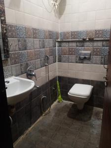 Bathroom Image of 350 Sq.ft 1 BHK Builder Floor for rent in Mahalakshmi Nagar Indore for Rs. 16000
