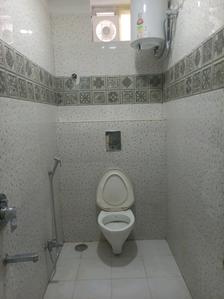 Common Bathroom Image of 1650 Sq.ft 3 BHK Apartment / Flat for rent in Banjara Hills Hyderabad for Rs. 45000
